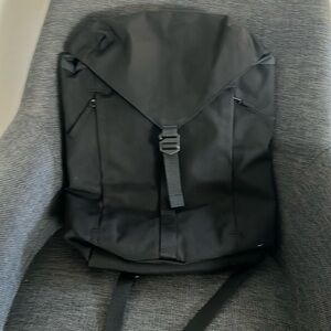 Everlane backpack
